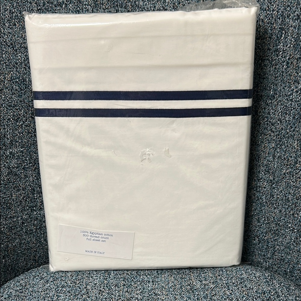 Mark & Graham 300 tc Egyptian cotton sheet set